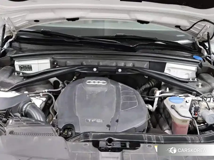 Audi Q5L id 4583711 из Китая 11