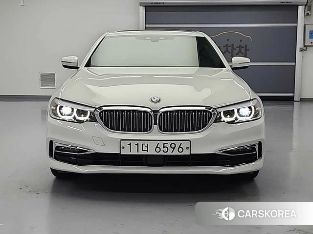 BMW 5 Series (G30) id 3905407 из Кореи 11