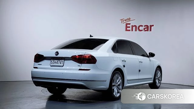 Volkswagen The New Passat id 3873637 из Кореи 12