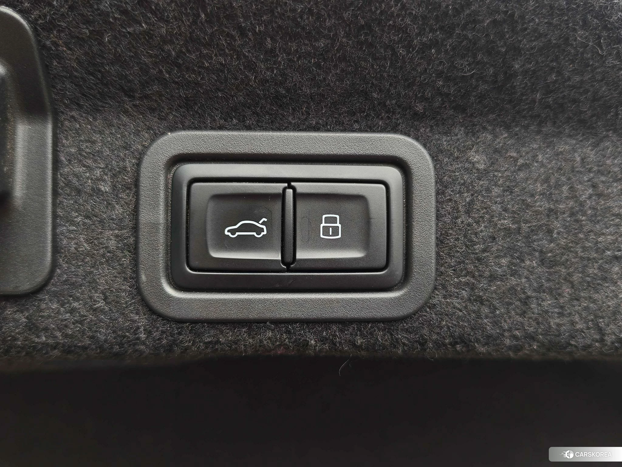 Audi A6L id 4513842 из Китая 12