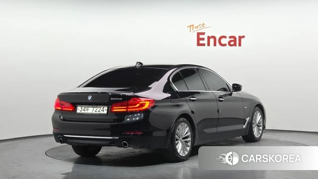 BMW 5 Series (G30) id 3911979 из Кореи 12