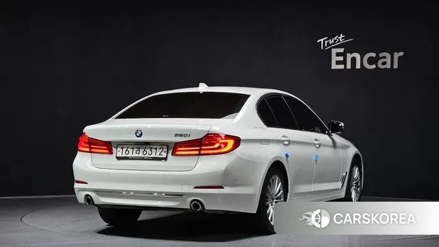 BMW 5 Series (G30) id 3666384 из Кореи 12