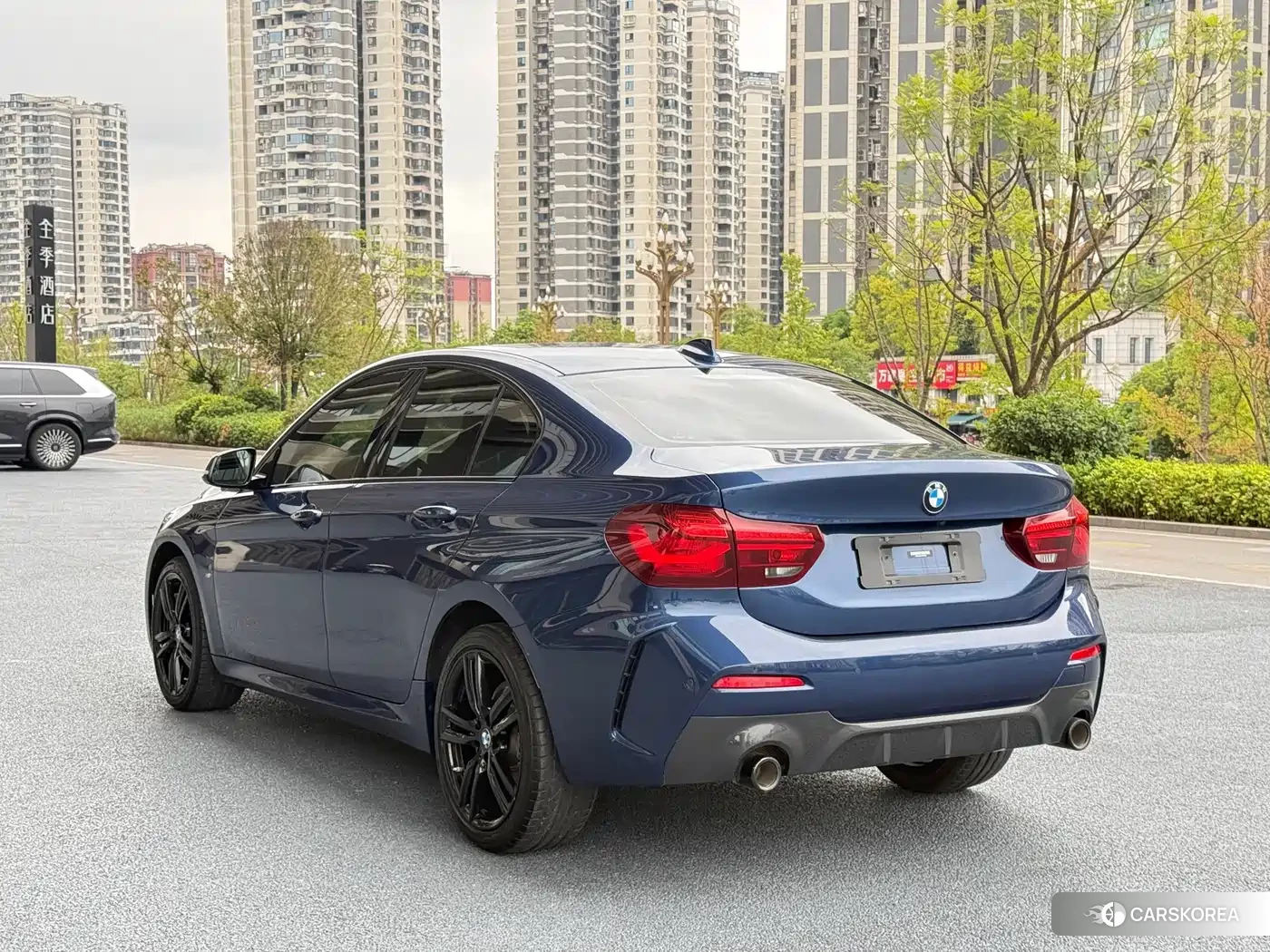 BMW 1 series 2023 Синий из Китая, фото 2
