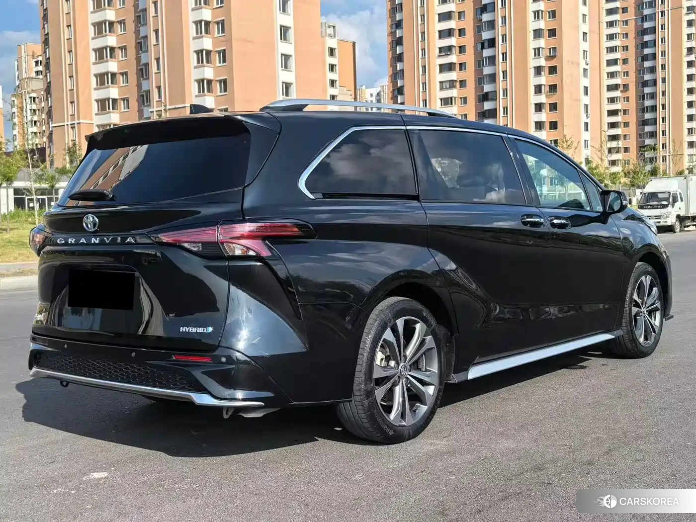 Toyota Granvia 2023 Черный из Китая, фото 2
