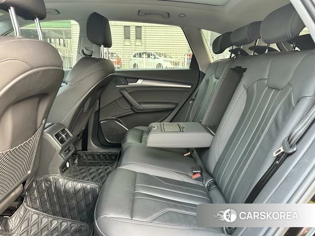 Audi Q5L id 4313937 из Китая 11