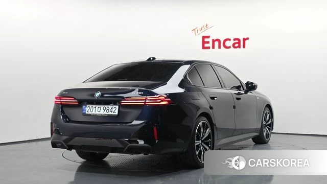 BMW 5 Series (G60) id 3891060 из Кореи 12