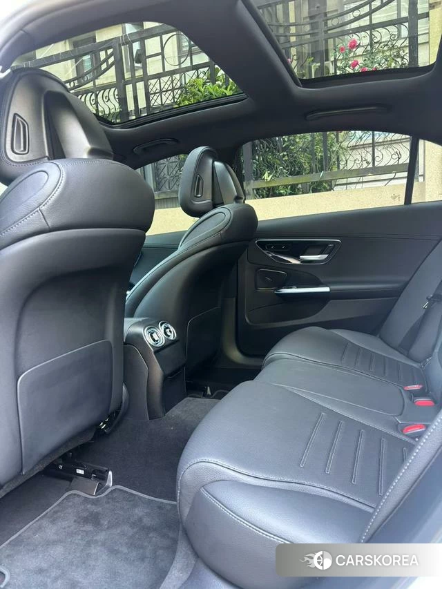 Mercedes-Benz Class C 2024 Белый из Китая, фото 2