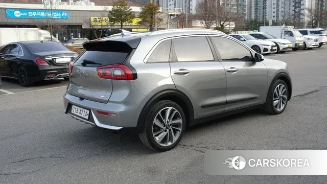 Kia Niro id 3474738 из Кореи 12