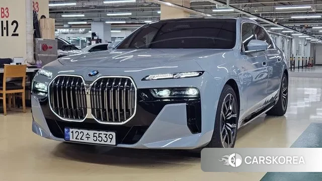 BMW 7 Series (G70) id 3082647 из Кореи 12