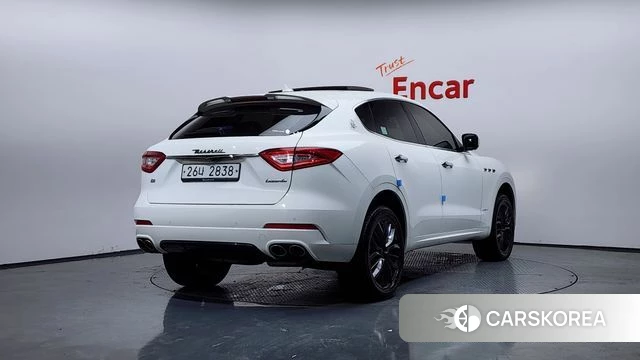 Maserati Levante id 3808290 из Кореи 12