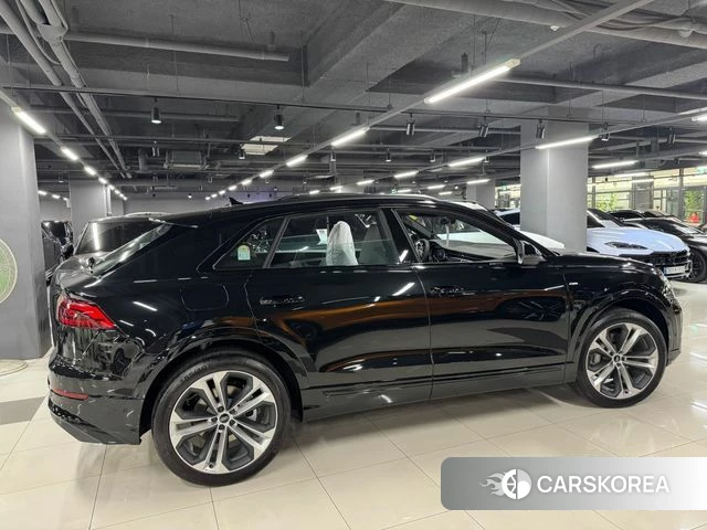 Audi Q8 (4M) id 4426936 из Кореи 7