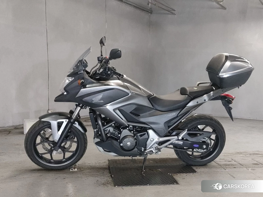 Проданный Honda NC750X DCT 2015 из Японии, фото 2
