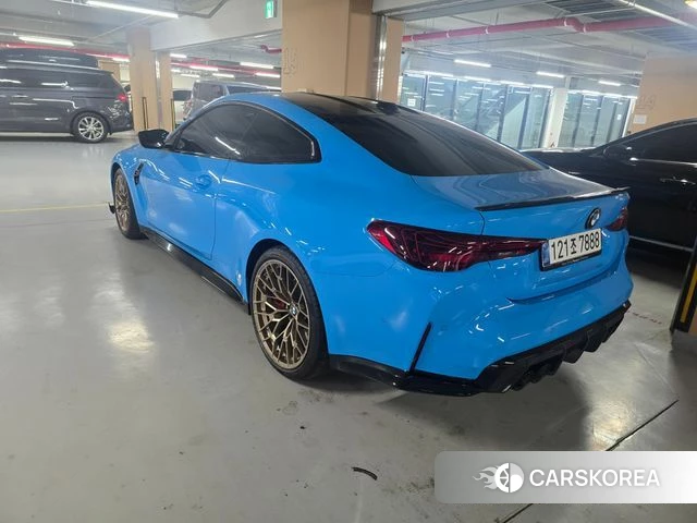 BMW M4 (G82) 2025 Небесно-голубой из Кореи, фото 2