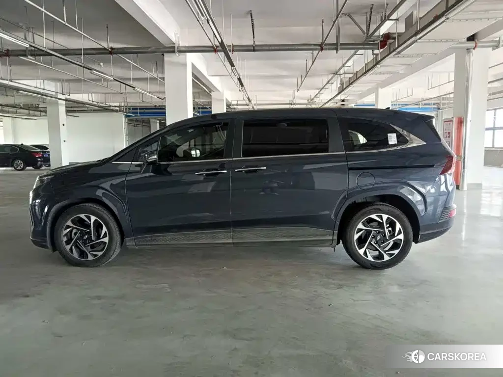 Hyundai Kustu 2024 Silver/gray из Китая, фото 3