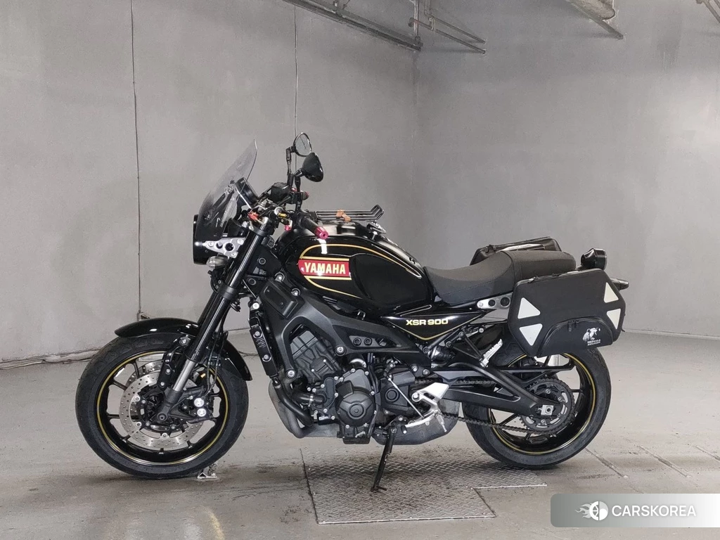 Проданный Yamaha XSR900 2017 из Японии