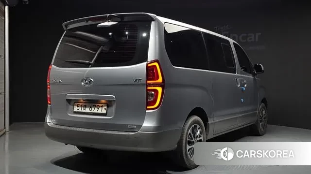 Hyundai The New Grand Starex id 3789389 из Кореи 12