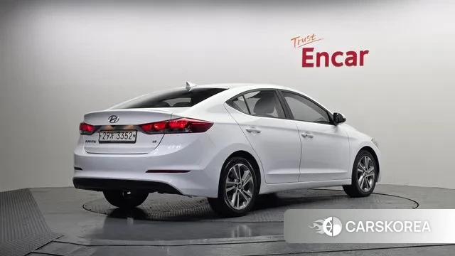 Hyundai Avante AD id 3413397 из Кореи 12