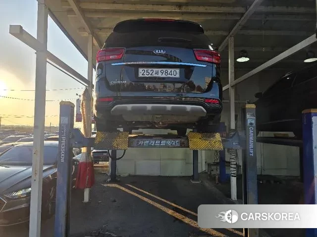 Kia The New Carnival 2018 Черный из Кореи, фото 2