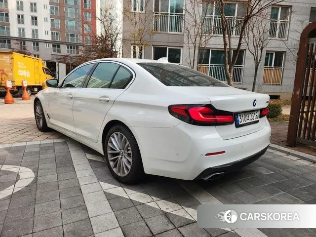 BMW 5 Series (G30) id 3421130 из Кореи 12