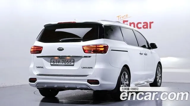 Kia The New Carnival id 2907871 из Кореи 12
