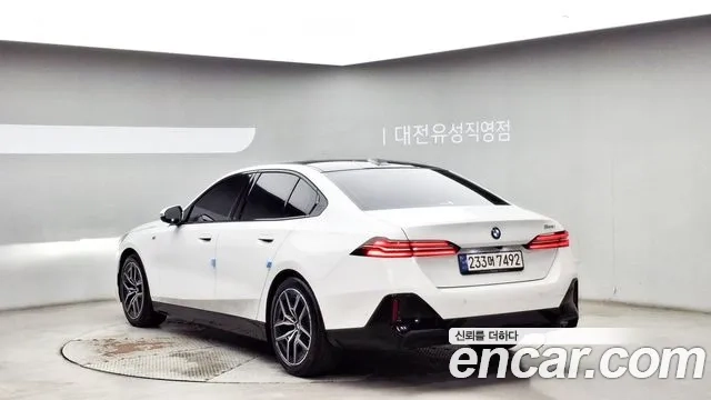 BMW 5 Series (G60) id 2920001 из Кореи 12