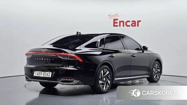 Hyundai The New Grandeur IG Hybrid id 4423808 из Кореи 12