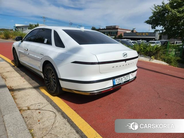 Hyundai Grandeur Hybrid (GN7) id 4887088 из Кореи 12