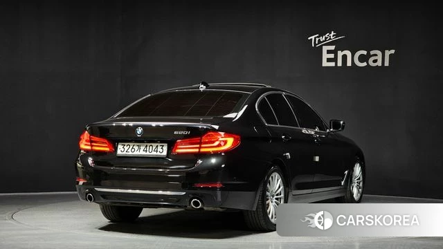 BMW 5 Series (G30) id 3813841 из Кореи 12