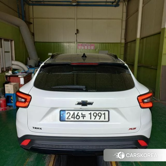 Chevrolet (GM Daewoo) Trax Crossover 2023 Белый из Кореи, фото 2