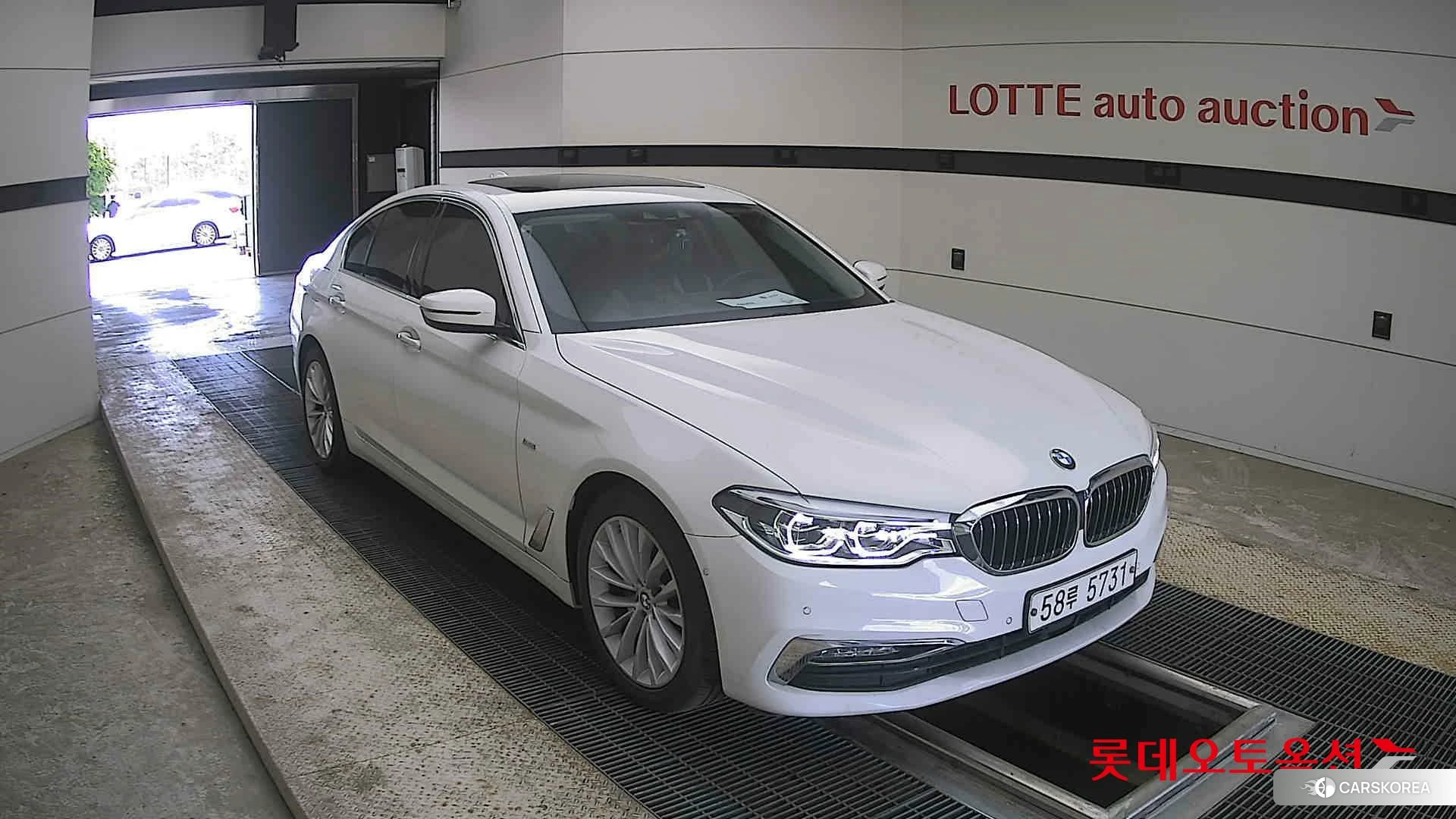 BMW  520d id 4296716 из Кореи 12