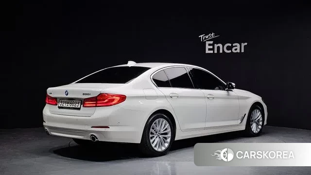 BMW 5 Series (G30) id 3444548 из Кореи 12