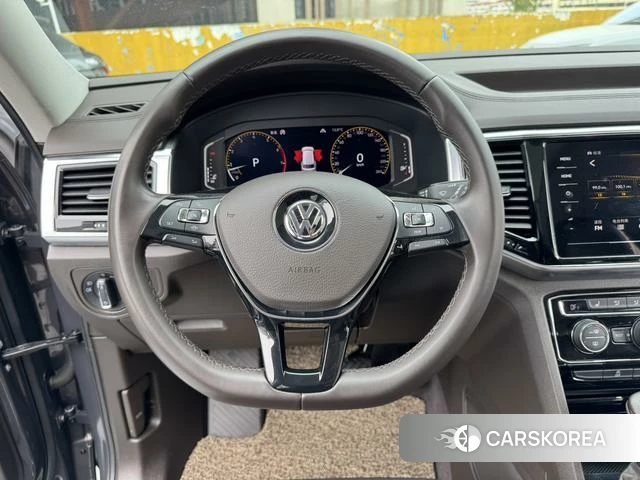 Volkswagen Tourang id 4238612 из Китая 12