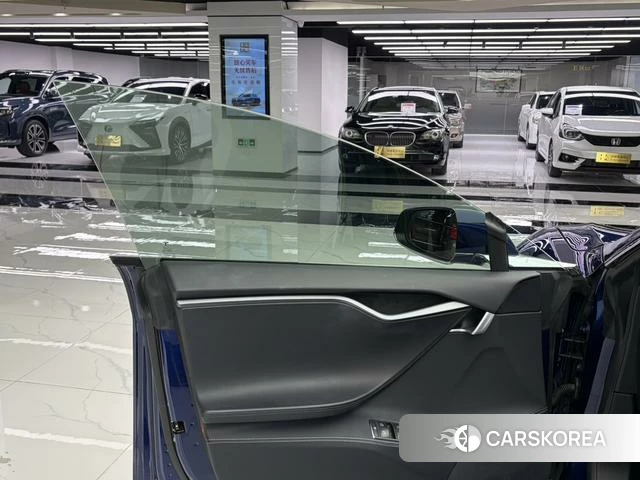 Tesla Model S id 4219948 из Китая 12