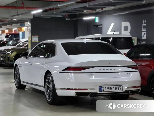 Genesis G90 (RS4) id 4571832 из Кореи 12