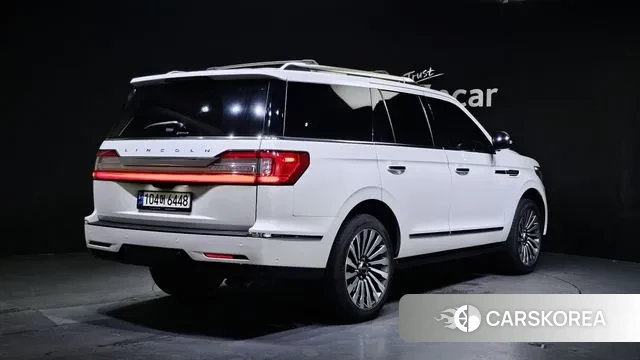 Lincoln Navigator 4th generation id 3008075 из Кореи 12