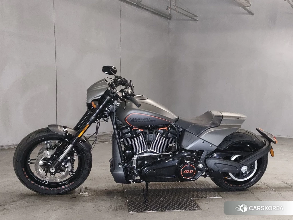 Проданный Harley-Davidson Softail FXDRS1870 114 2019 из Японии, фото 2