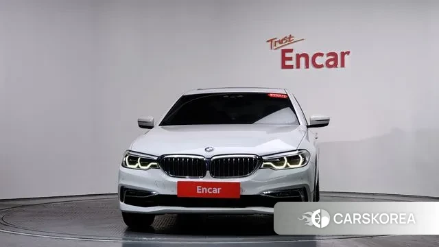 BMW 5 Series (G30) id 3573818 из Кореи 12