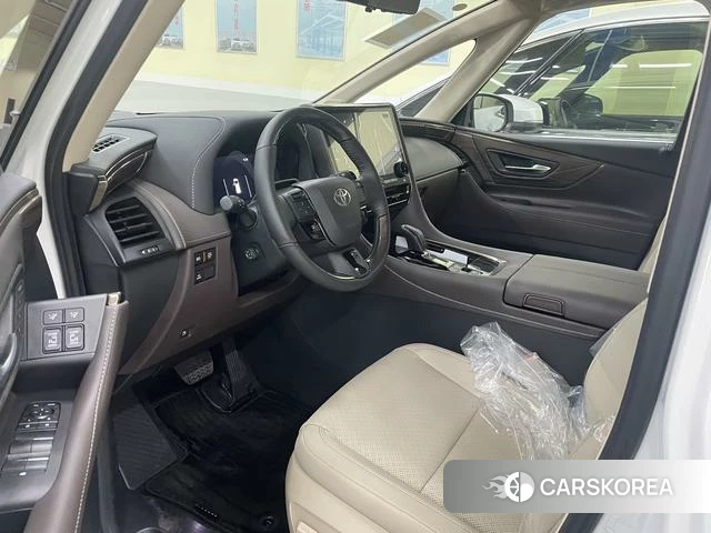 Toyota Elfa 2025 Белый из Китая, фото 2
