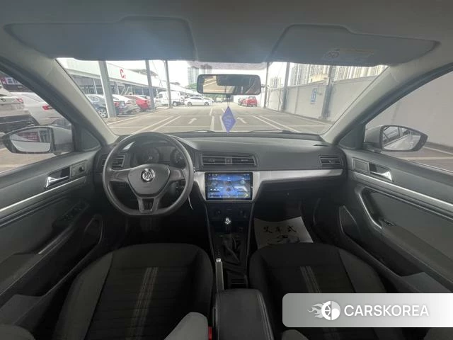 Volkswagen Lavida 2022 Белый из Китая, фото 2