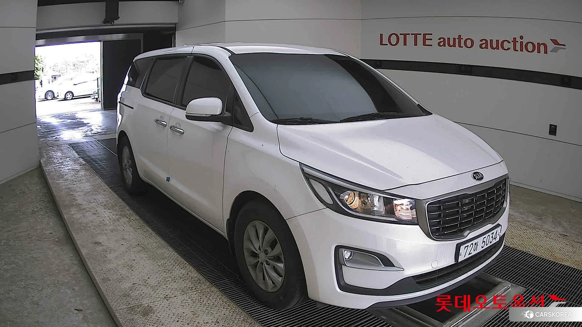 Kia Carnival id 4312611 из Кореи 12