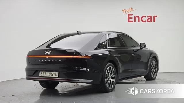 Hyundai Grandeur (GN7) id 3217902 из Кореи 12