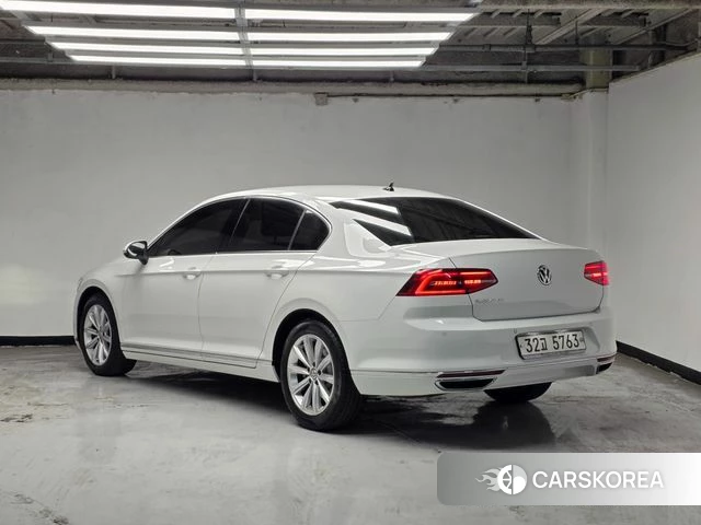 Volkswagen Passat GT (B8) id 3801708 из Кореи 12