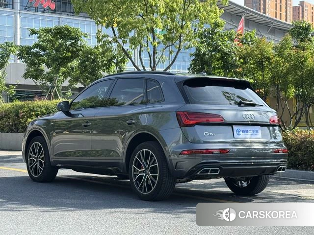 Audi Q5L id 4236338 из Китая 12