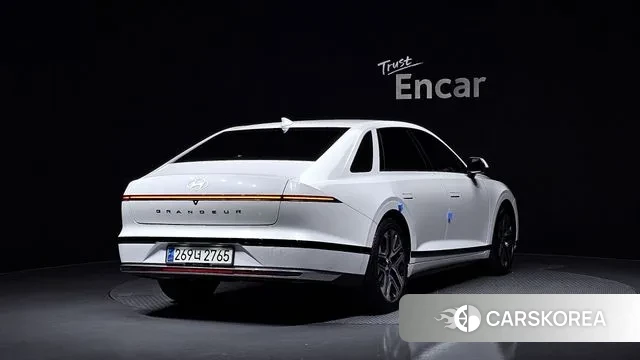 Hyundai Grandeur (GN7) id 3596544 из Кореи 12