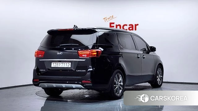 Kia The New Carnival id 4573939 из Кореи 12