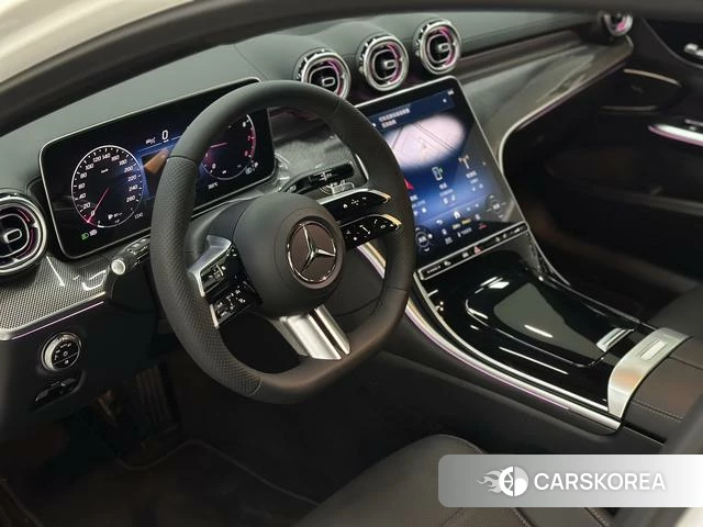 Mercedes-Benz Class C 2024 Белый из Китая, фото 2