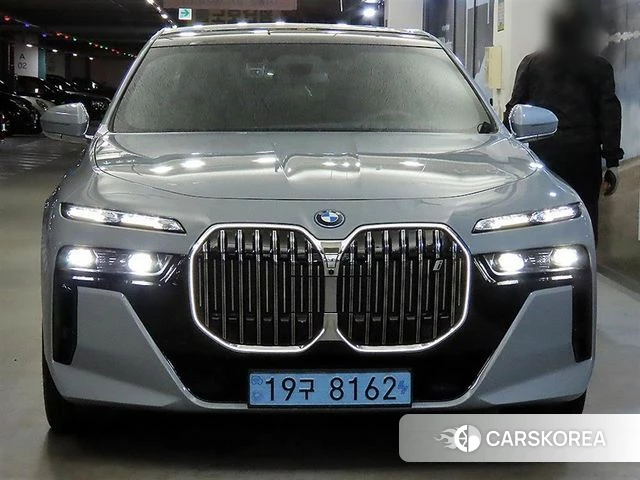 BMW i7 (G70) id 4267023 из Кореи 12