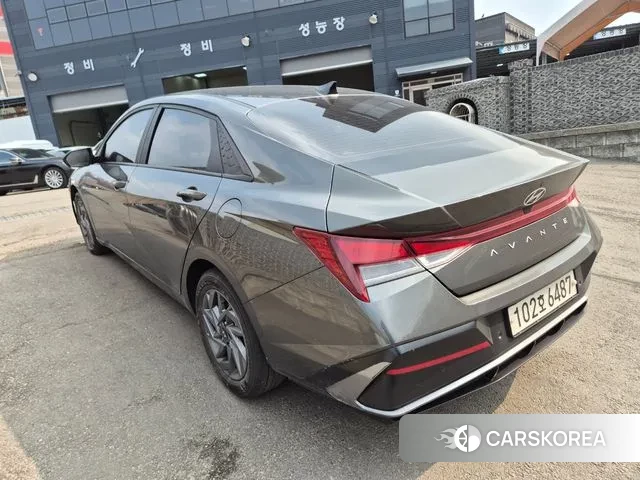 Hyundai The New Avante (CN7) 2023 Серый из Кореи, фото 2