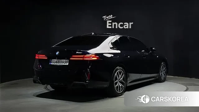 BMW 5 Series (G60) id 3415416 из Кореи 12