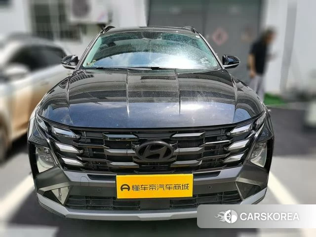 Hyundai Tucson 2025 Черный из Китая, фото 2